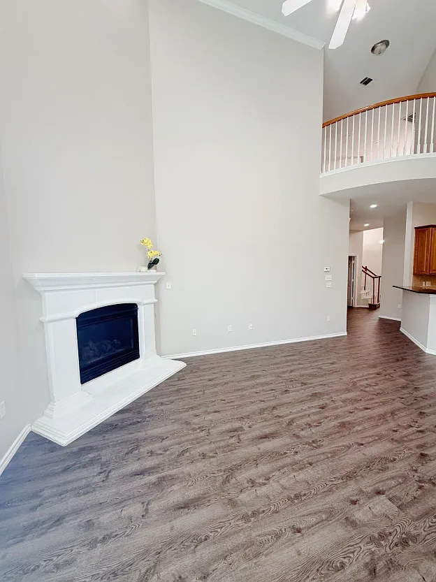 4 bed, 2.5 bath, 2745 sqft, $2,999 — Photo 4