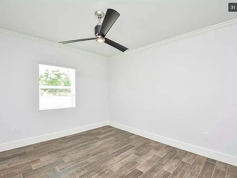 3907 Southlawn St — Photo 17