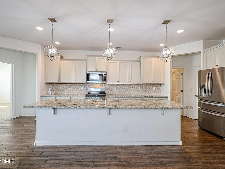 2306 E Branham Ln — Photo 11