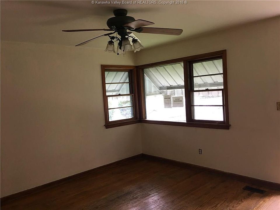 2nd image of 1220 Fletcher Ave