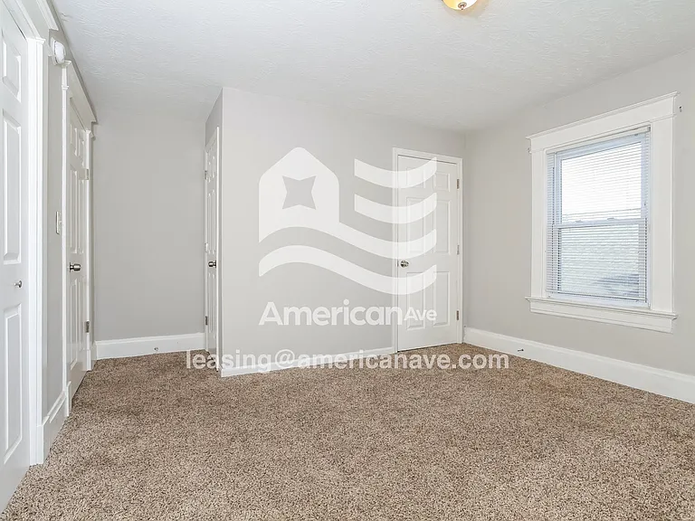 655812_012_wm_-_bedroom_13136650.jpg