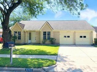 2202 Windy Meadow Dr, Sugar Land, TX 77478