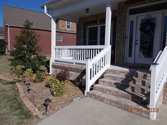 5th image of 3225 Blackberry Ln