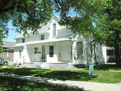 1304 Center Street