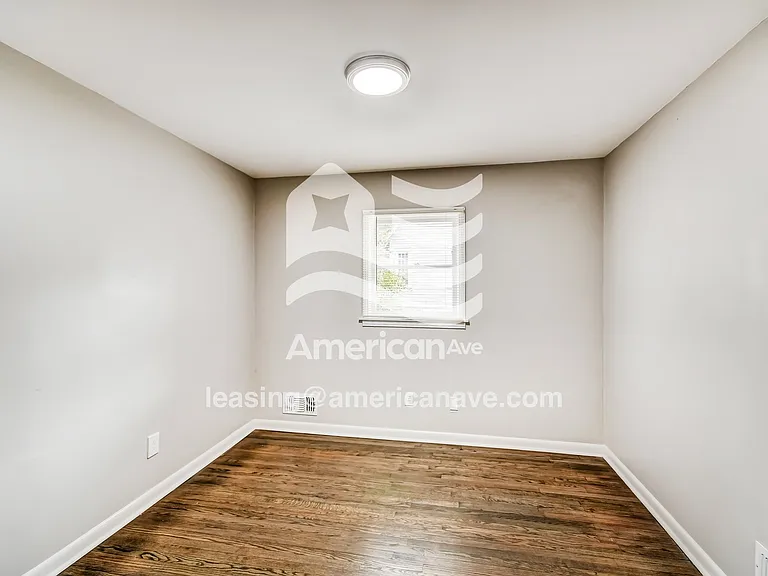767169_011_wm_-_bedroom_13500659.jpg