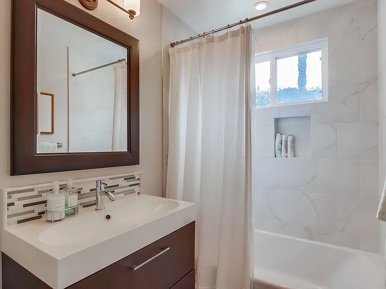 1705 Freda Ln — Photo 19