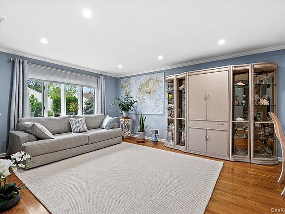 5th image of 10 Peter Road