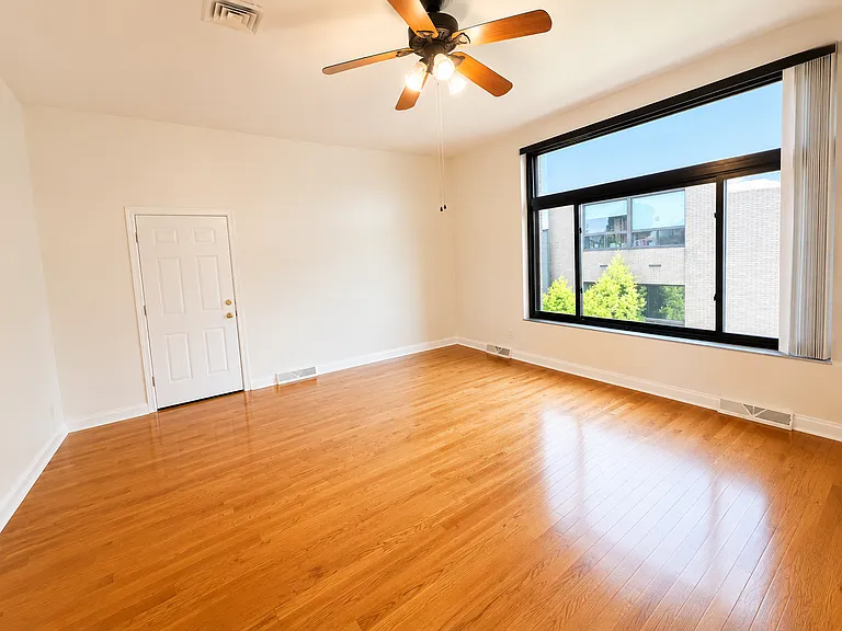 735 N Highland Ave #3 — Photo 35