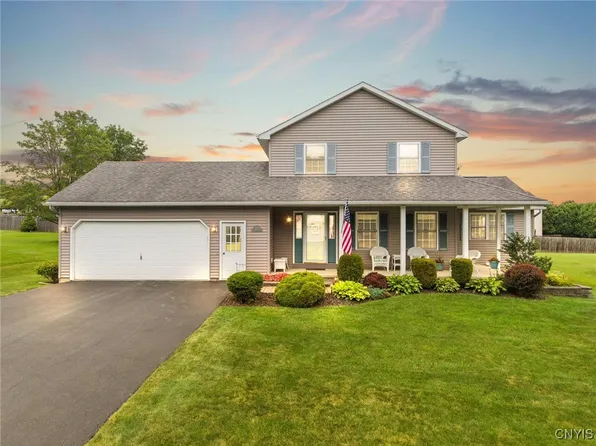 135 Hunt Valley Rd, Oneida, NY 13421