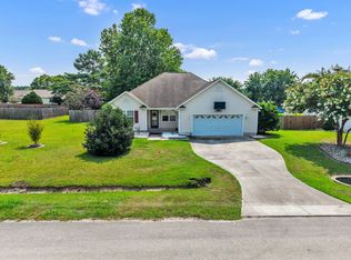 403 Arabian Ln, Swansboro, NC 28584