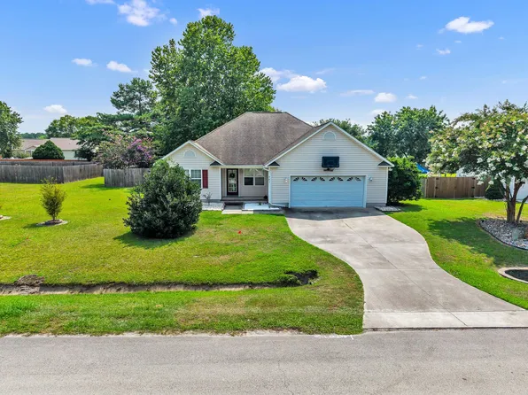 403 Arabian Ln, Swansboro, NC 28584
