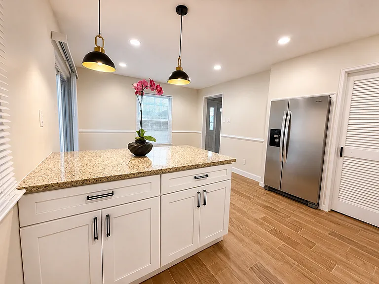 1 Kerwick Ct — Photo 2