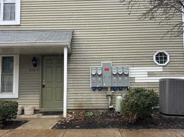 328 Willow Turn, Mount Laurel, NJ 08054