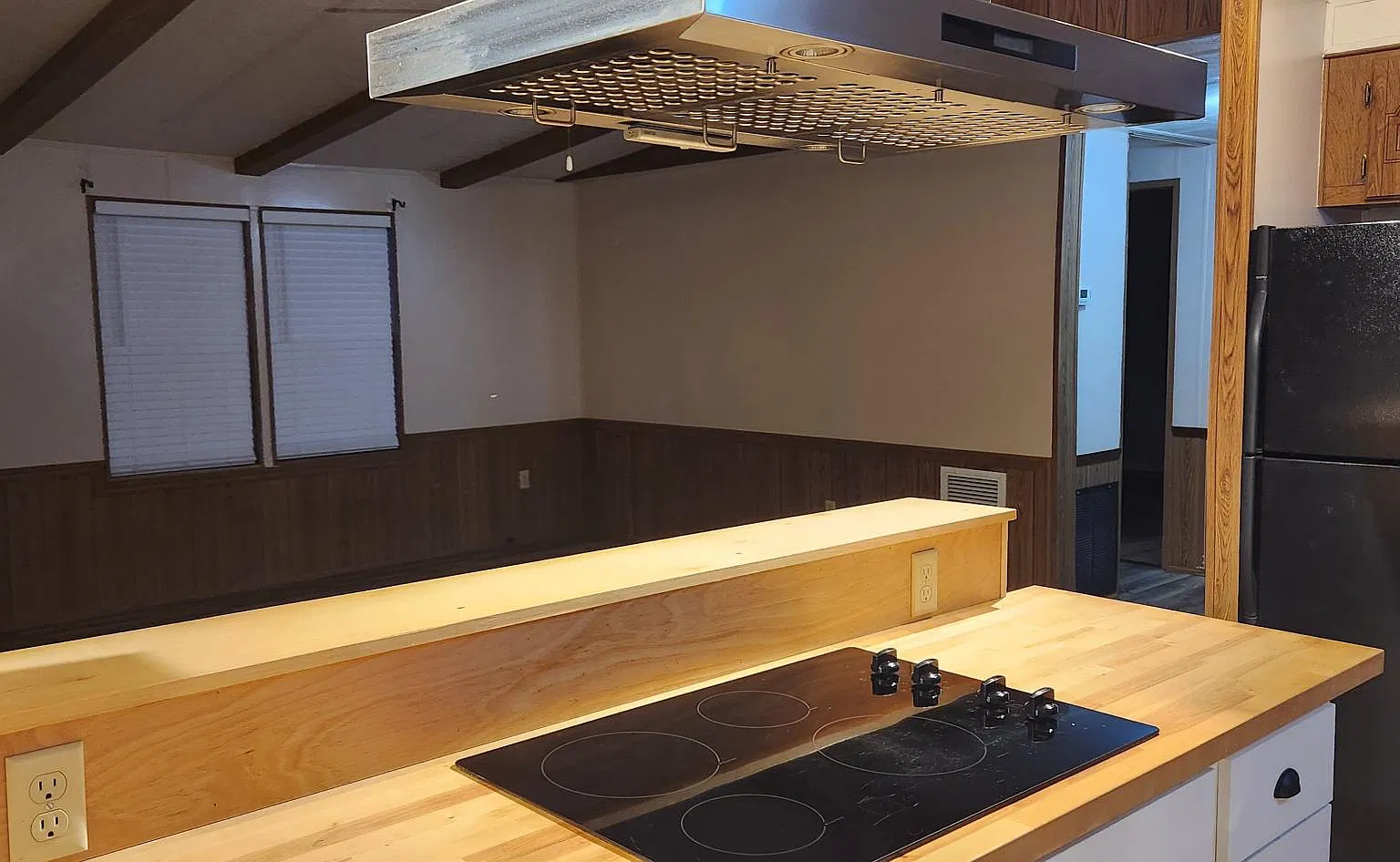 3 bed, 1560 sqft, $1,900 — Photo 4