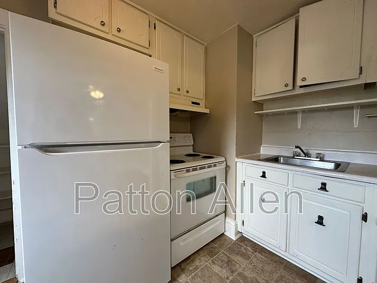 89 Vermont Ave #3 — Photo 6