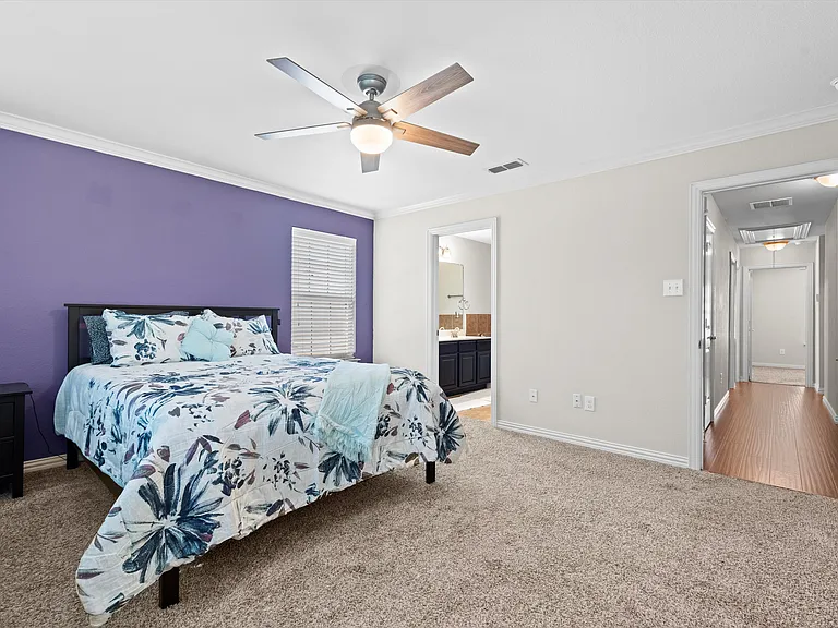 6900 Carrington Ln — Photo 18
