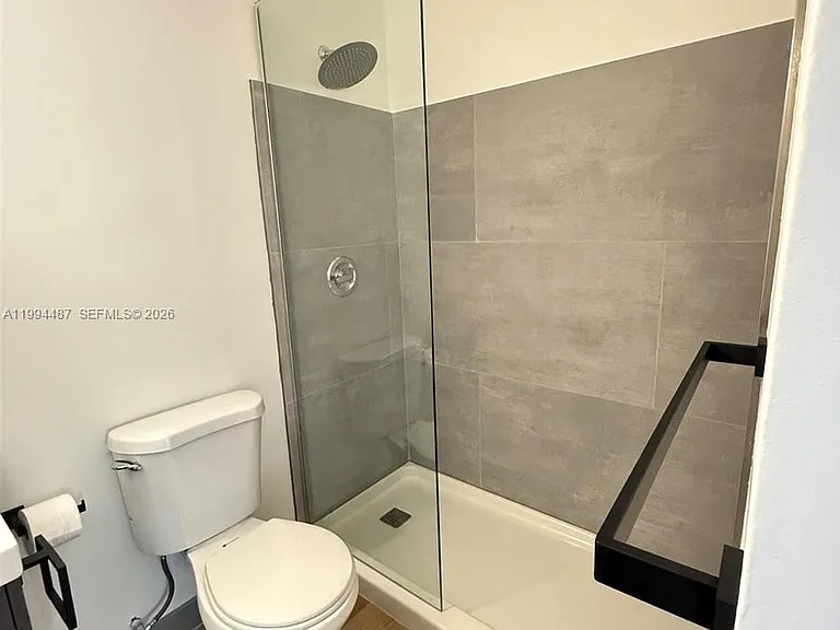 1320 Drexel Ave #302 — Photo 20