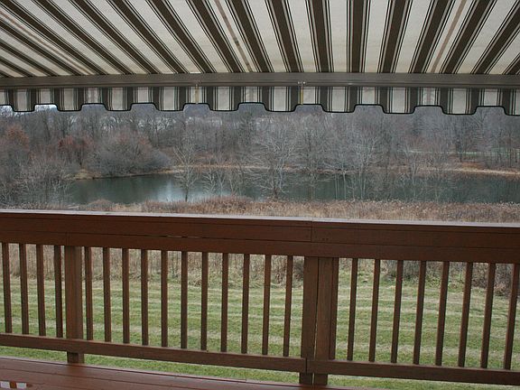   REMOTE AWNING ON DECK