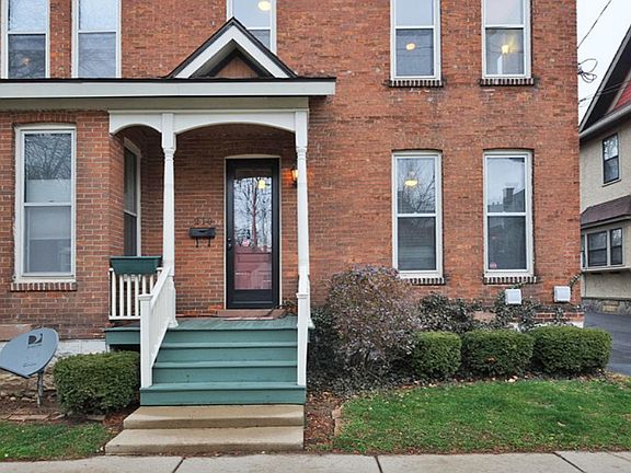 2nd image of 210 W Vine St