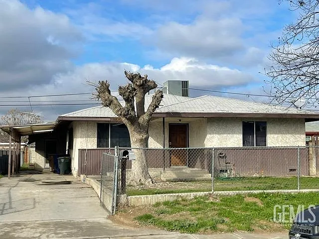 236 Tyree Toliver St photo 1