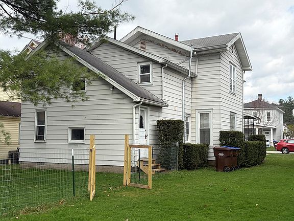 4th image of 321 W Spruce St