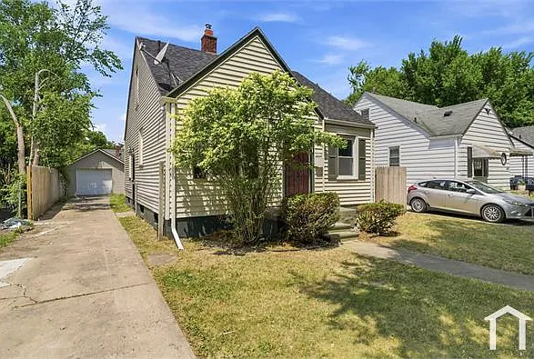 3 bed, 1071 sqft, $1,300 — Photo 3