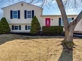 423 Taney Dr, Taneytown, MD 21787