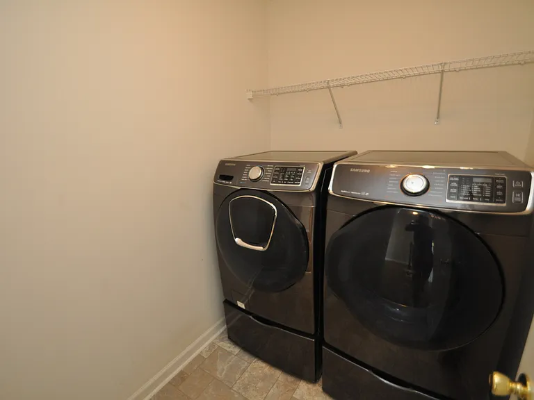 117 Tiverton Woods Dr — Photo 24