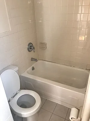 Rented by Mdays Realty | media 23