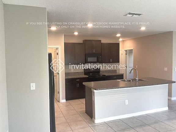 4th image of 7122 Paradise Island Ct