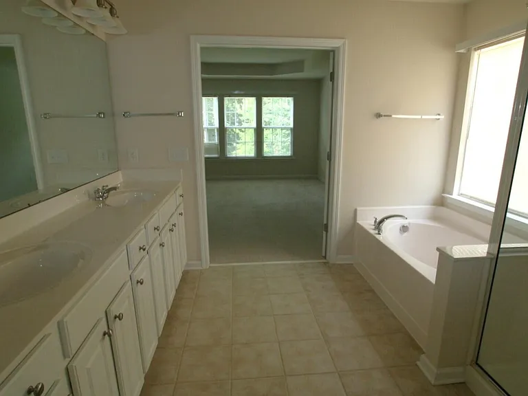 5324 Shaker Heights Ln — Photo 11