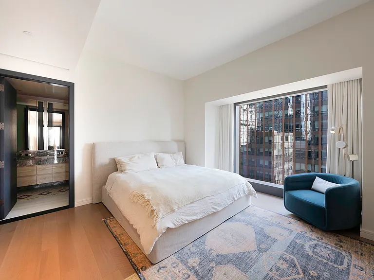 125 Greenwich St #25C — Photo 7