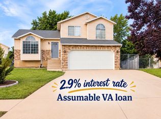 4197 Lily Dr, Roy, UT 84067