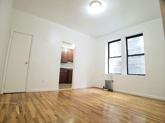 2nd image of 610 W 141st St APT 1F