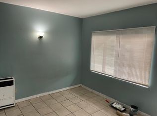 1825 Cherry Ave #6, Long Beach, CA 90806