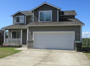 415 Stepping Stone St, Kalama, WA 98625