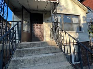 3039 S Quinn St, Chicago, IL 60608