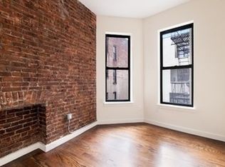 154 Adelphi St #4A, Brooklyn, NY 11205