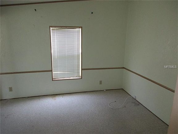 5th image of 10423 Marinette Ave