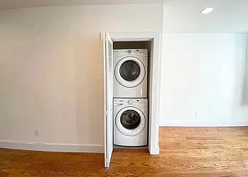 Rented by EastMount Realty LLC