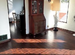 969 1/2 Farnam St, Los Angeles, CA 90042