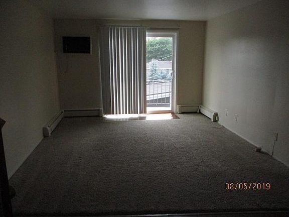 3rd image of 4820 Henry St APT 304