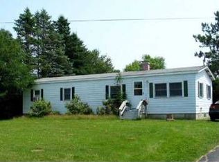 5 Beal St, Machias, ME 04654