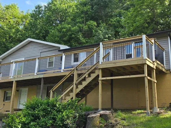 453 Mountain Heights Rd, Front Royal, VA 22630