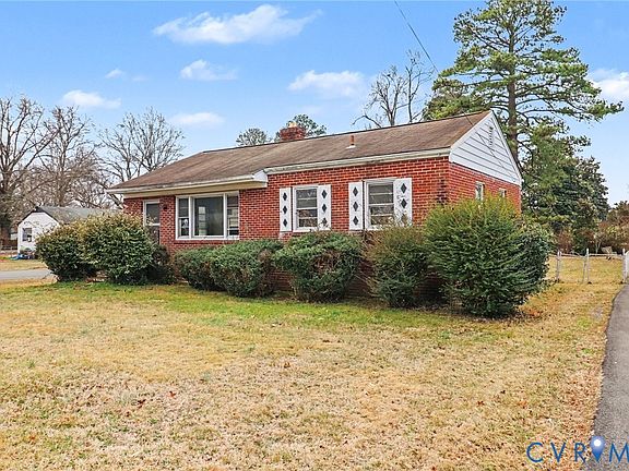 2nd image of 5701 Heywood Rd