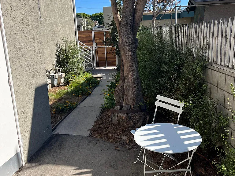 1023 Pico Blvd — Photo 21