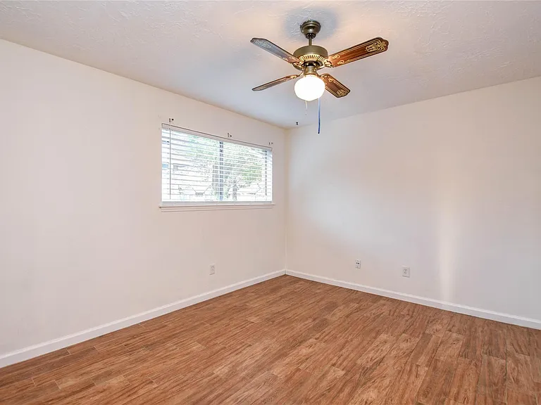 9510 Huntington Way Dr — Photo 25