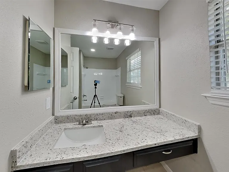 1211 Atlanta Dr — Photo 26