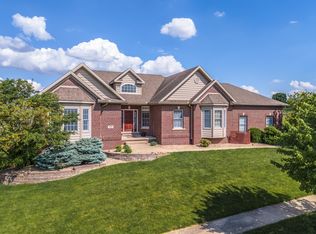 2508 Piney Run, Bloomington, IL 61705