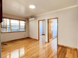 426 Bay St #2F, Staten Island, NY 10304